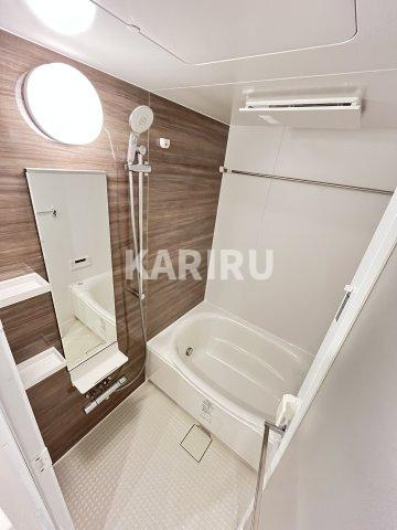 ザ・パークハビオ都島フロントの浴室|同物件別部屋の写真です。