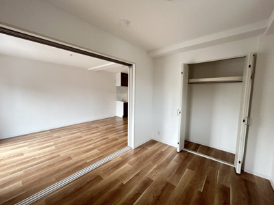 【洋室】 | プレステージ11番館