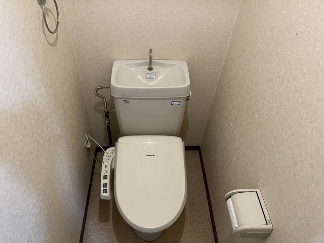 アンピール伏見桃山のトイレ