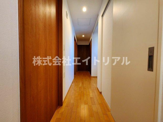 豊橋市三ツ相町　中古戸建の内装|2階　廊下