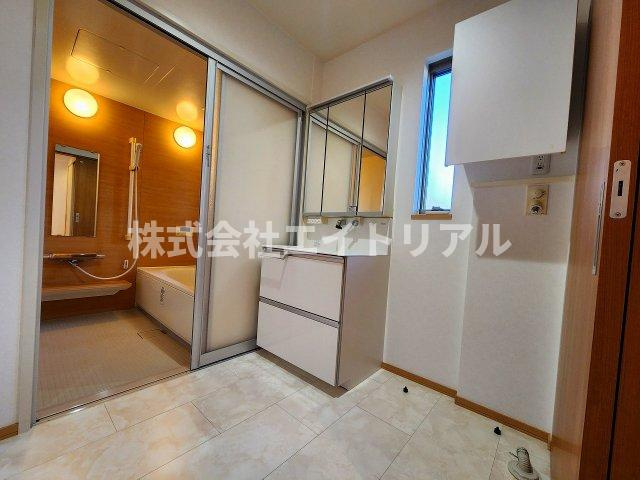 豊橋市三ツ相町　中古戸建の洗面所|1階