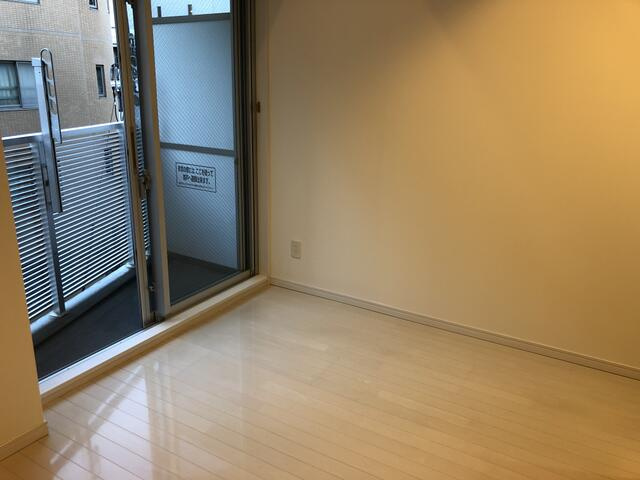 ル・リオン五反田の居間・リビング