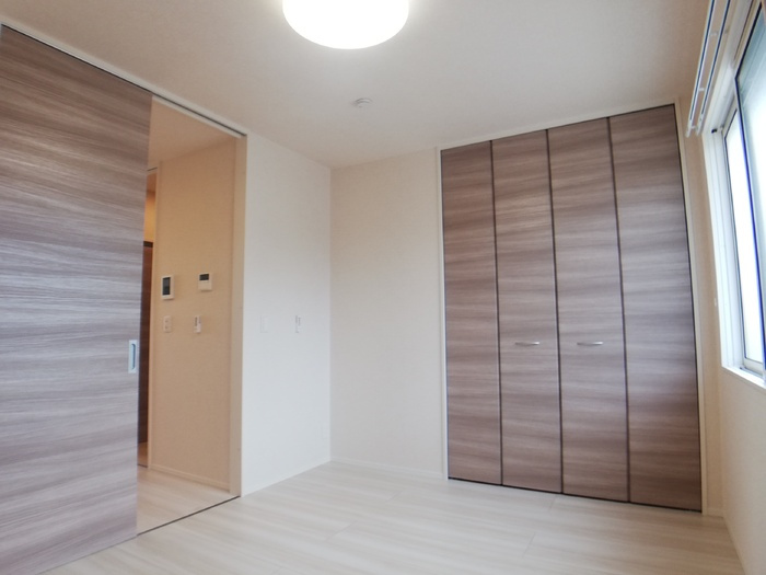 グラシアスオー　Bの洋室