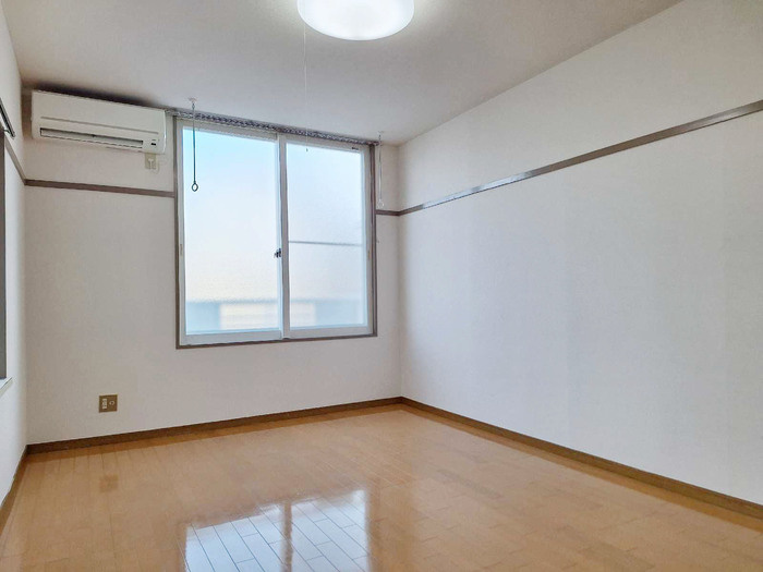 ホワイトコート前九年　Bの居間・リビング