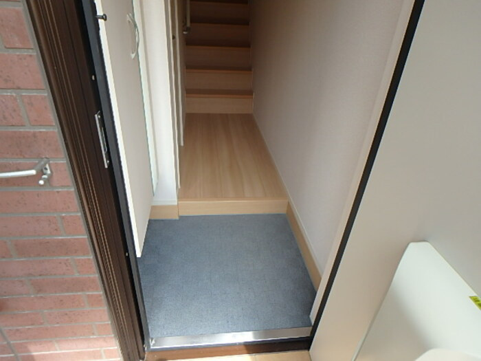 銀河タウン　Bの玄関