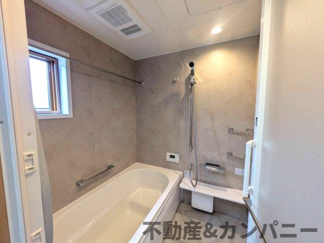 堀江町の新築のおうちNo.7　松山市堀江町新築戸建の浴室|お風呂です