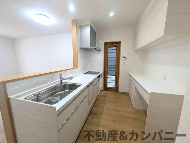 堀江町の新築のおうちNo.7　松山市堀江町新築戸建のキッチン|使いやすいキッチンです
