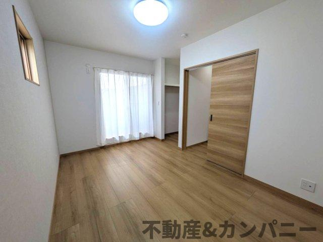 堀江町の新築のおうちNo.7　松山市堀江町新築戸建の洋室|個人の部屋や寝室として使える洋室です