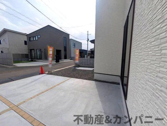 ディアタウン堀江町No.7　新築戸建の前面道路含む現地写真|前面道路含む現地写真です