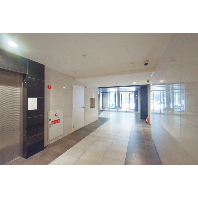 プレサンス堺筋本町駅前の居間・リビング