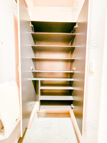 ブリエ B棟の内装