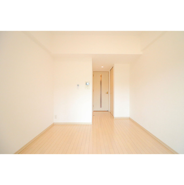 アスリート本町リバーウエストの居間・リビング