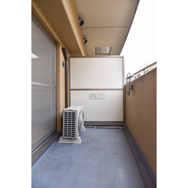 SERENiTE天六西のバルコニー