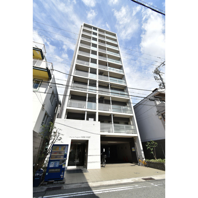 アルファレガロ神戸ウエストの外観