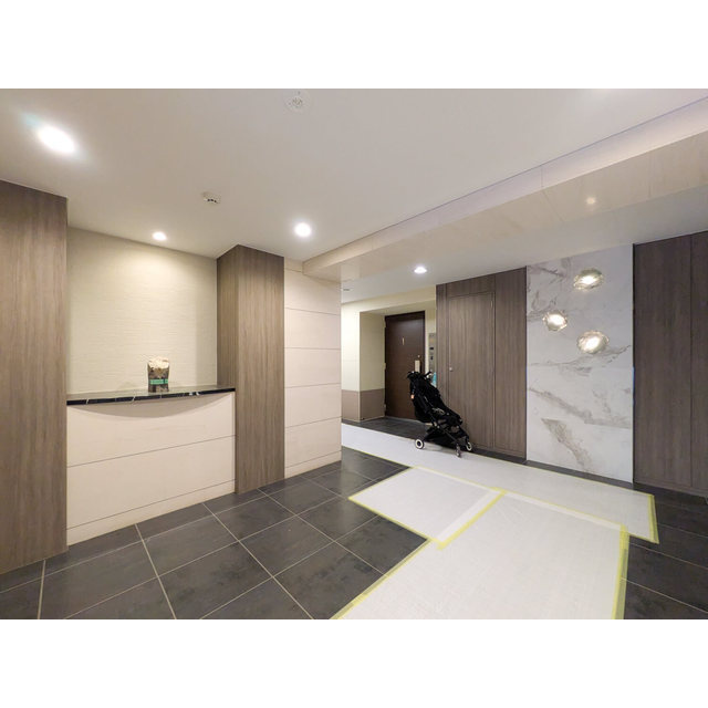 レジデンス渋谷富ヶ谷（Residence Shibuya Tomigaya）のエントランス