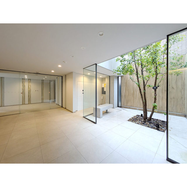 LaSante桜新町のエントランス