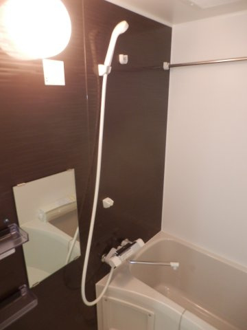 グランフォース谷在家の浴室|※同タイプ別号室