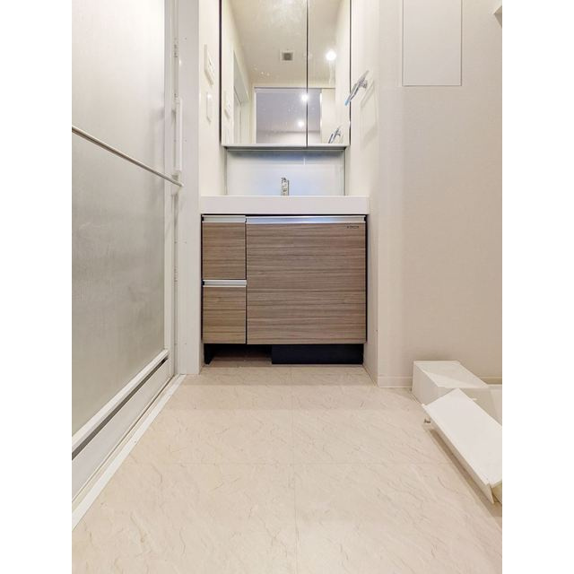 CORVAL住吉の洗面所