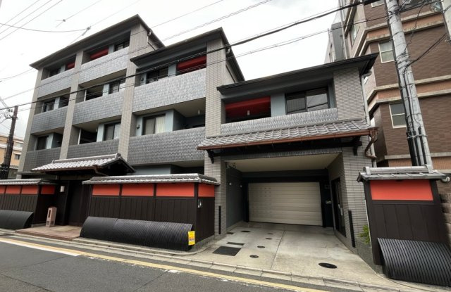 パレ朱雀門