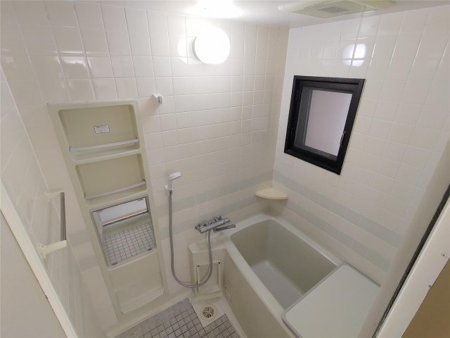 サングレード野中の浴室|きれいなお風呂です