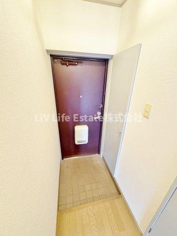 東村山市恩多町２丁目の賃貸マンションの玄関