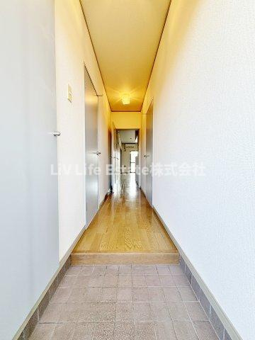 東村山市恩多町２丁目の賃貸マンションの玄関