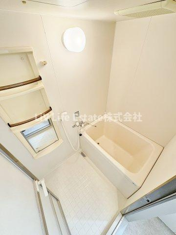 東村山市恩多町２丁目の賃貸マンションの浴室