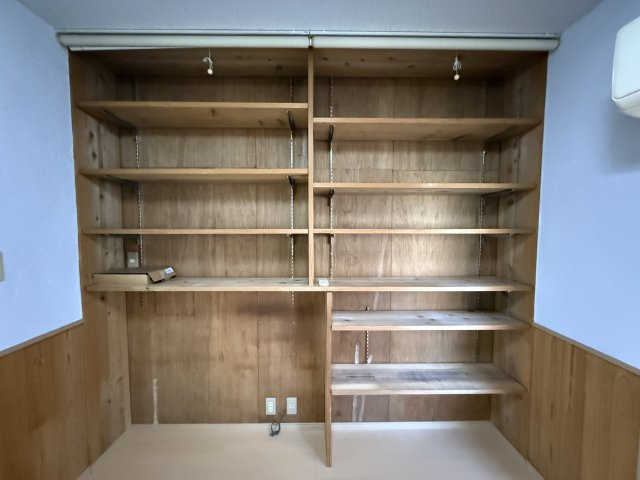 箕輪貸家の収納