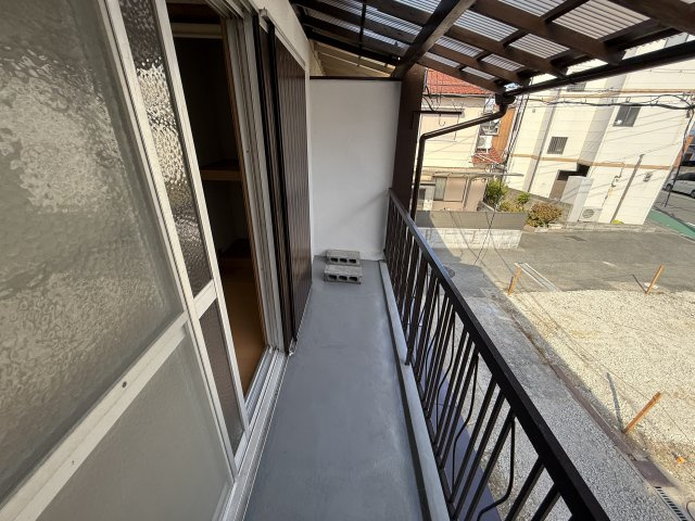 箕輪貸家のバルコニー
