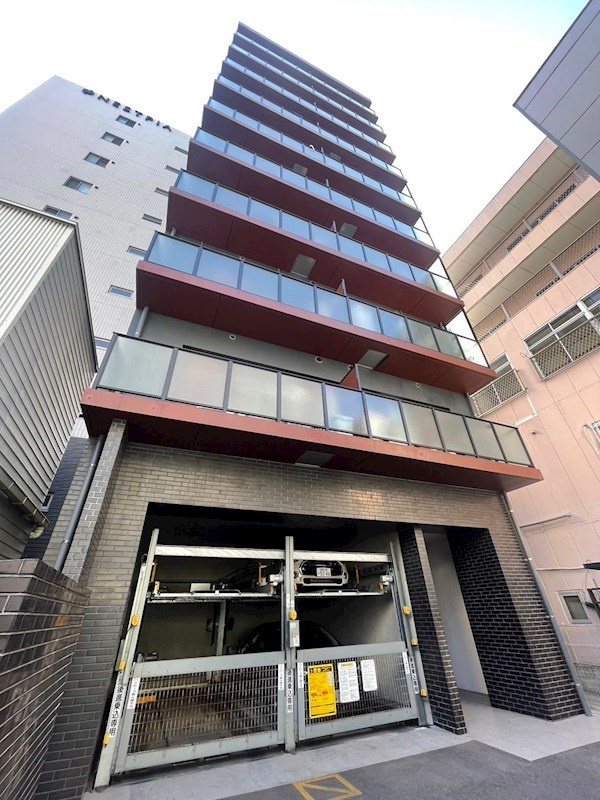 MODERN PALAZZO天神南の外観