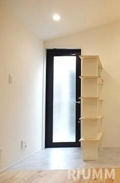 【玄関】 | レスタ浮間公園