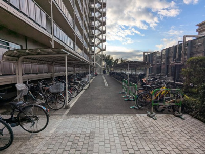 【駐輪場】 | 小豆沢パークファミリアA棟 | 敷地内駐輪場※空き状況はお問合せください