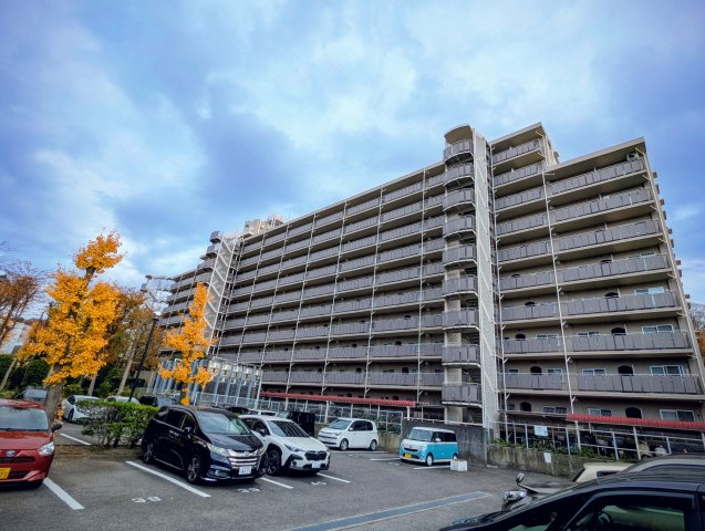 小豆沢パークファミリアA棟の外観|中庭側からの外観