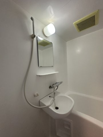 ドリーム六本松 の寝室