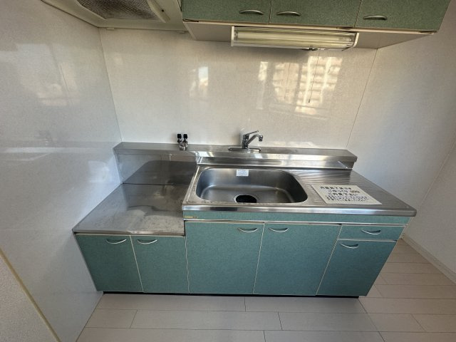 ドリーム六本松 の居間・リビング