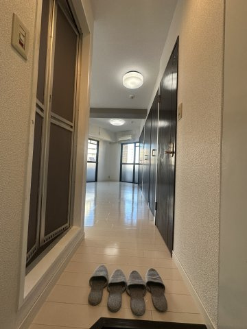 ドリーム六本松 の玄関