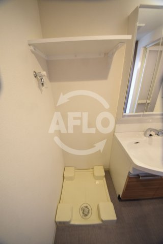 スプランディッド難波WESTの洗面所|スプランディッド難波WEST　洗面所・室内洗濯機置場