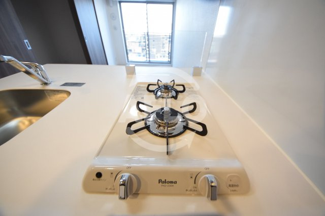 スプランディッド難波WESTのキッチン|スプランディッド難波WEST　2口ガスコンロ