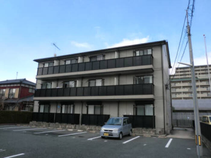 レクルスコート A棟のエントランス|清潔なエントランス♪