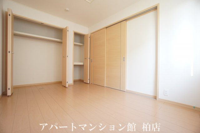 アルバシエロⅤの洋室|※別号室参考写真です ※現況優先