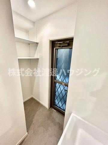赤川1丁目テラスハウスのその他|窓
