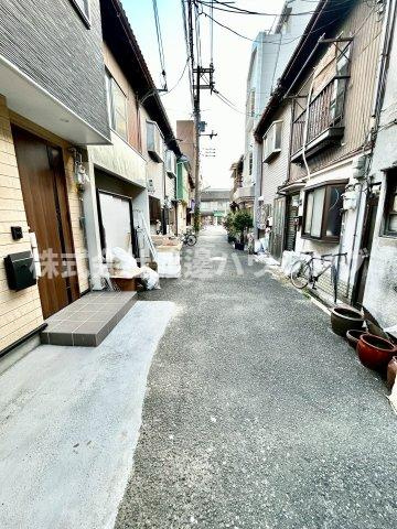 赤川1丁目テラスハウスの周辺