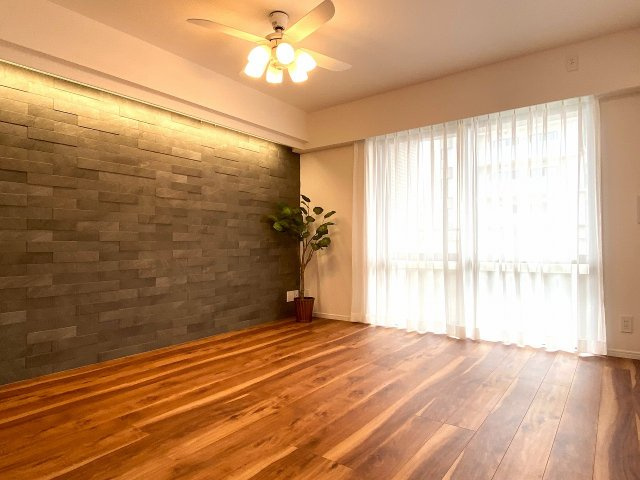 ライオンズステーションプラザ入谷　10Fの洋室