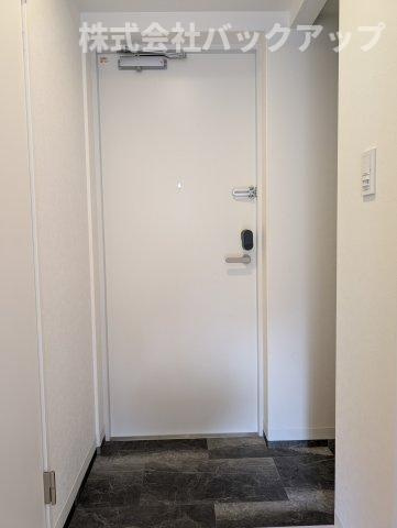 ビュークレスト天神の玄関