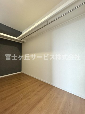【収納】 | 静岡市駿河区中島 22期 新築一戸建て 4号棟 | 収納豊富なウォークインクローゼット