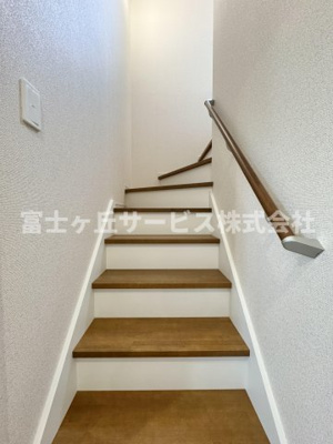 【その他】 | 静岡市駿河区中島 22期 新築一戸建て 4号棟 | 階段です