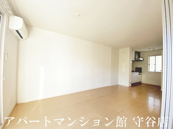 アルト守谷Bの居間・リビング