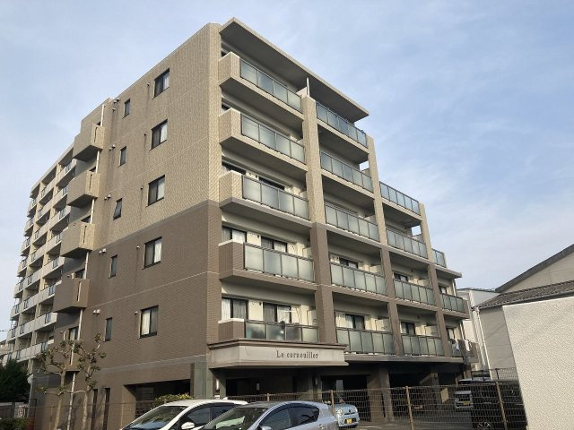 ル・コルニュイエの外観