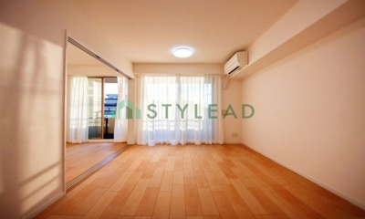 【居間・リビング】 | ランドシティ上大岡ロイヤルヒルズ