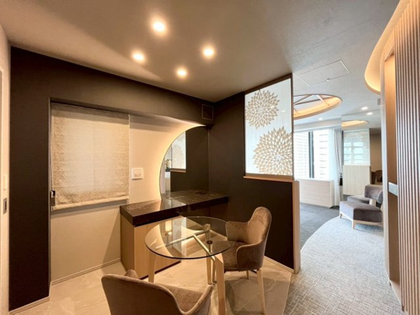 【その他共用部分】 | 【ゲストルーム】木の温もりと美しさを感じられる空間。